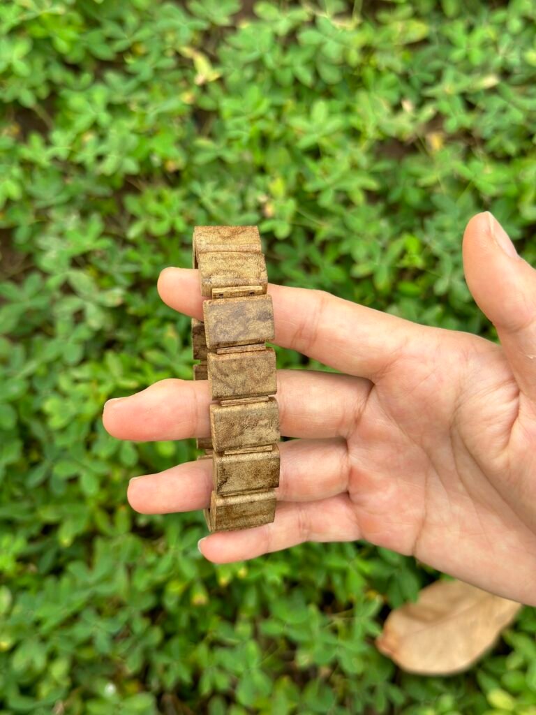 Vòng tay trầm hương, lắc tay trầm hương