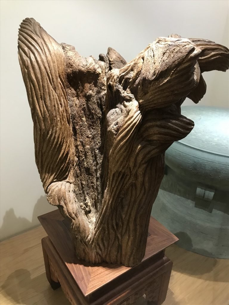 khối trầm hương tại bảo tàng atc