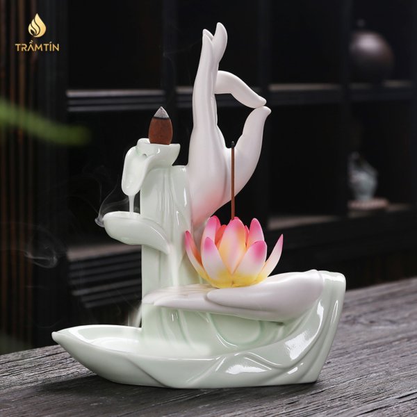 Thác khói trầm hương Phật thủ liên hoa (trắng men ngọc) TTA25017
