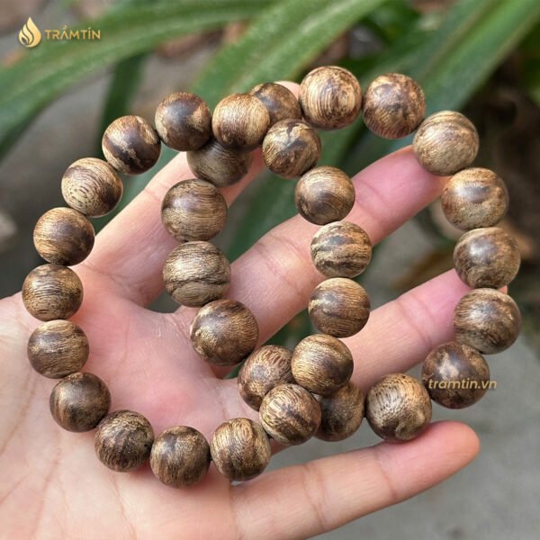 TTA31058 – Vòng trầm hương banh đỏ Campuchia size 12 ly và 14 ly